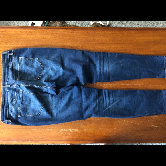 Old Navy Rockstar Jeans - Picture 2 of 4